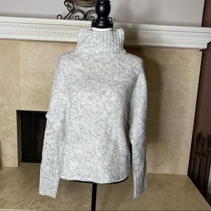 NWT MAX STUDIO Grey sweater size XS